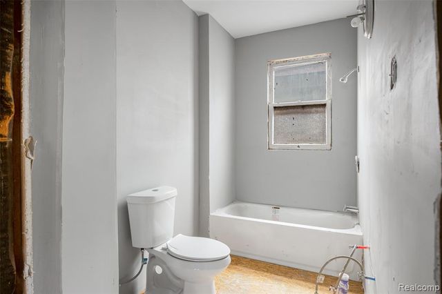 2980 Baldwin Street, Detroit, MI 48214