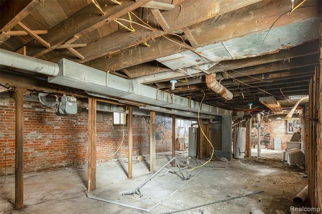 2980 Baldwin Street, Detroit, MI 48214