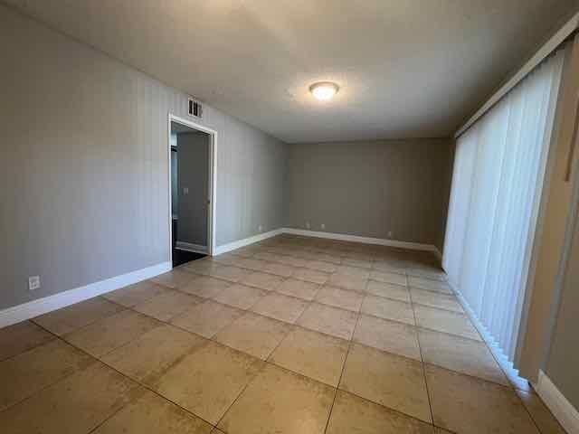 1700 Windorah Way E, West Palm Beach, FL 33411