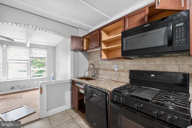 2964 CORNWALL RD, Dundalk, MD 21222