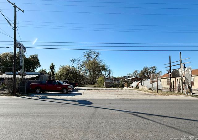 219 general mcmullen, San Antonio, TX 78237