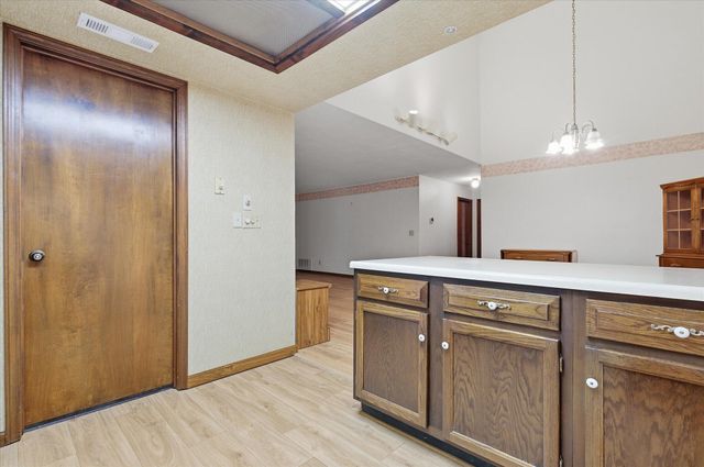 2816 MELODY LN, Columbia, MO 65203