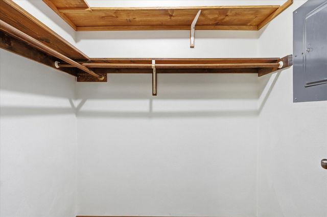 2816 MELODY LN, Columbia, MO 65203