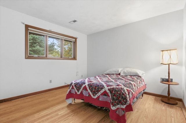 2816 MELODY LN, Columbia, MO 65203