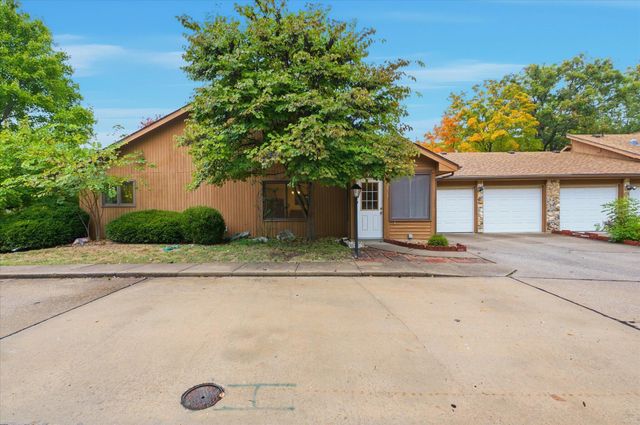 2816 MELODY LN, Columbia, MO 65203