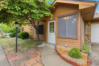 2816 MELODY LN, Columbia, MO 65203