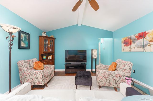 722 Griswold Street 8, Howell, MI 48843