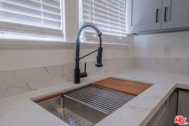 108 N Broadway, Redondo Beach, CA 90277