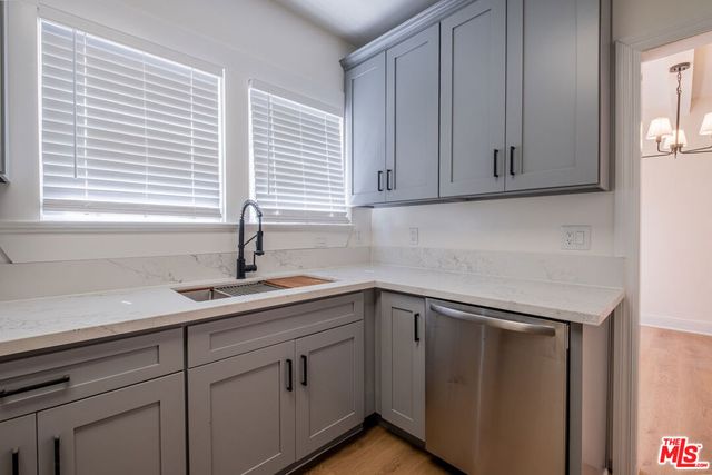 108 N Broadway, Redondo Beach, CA 90277