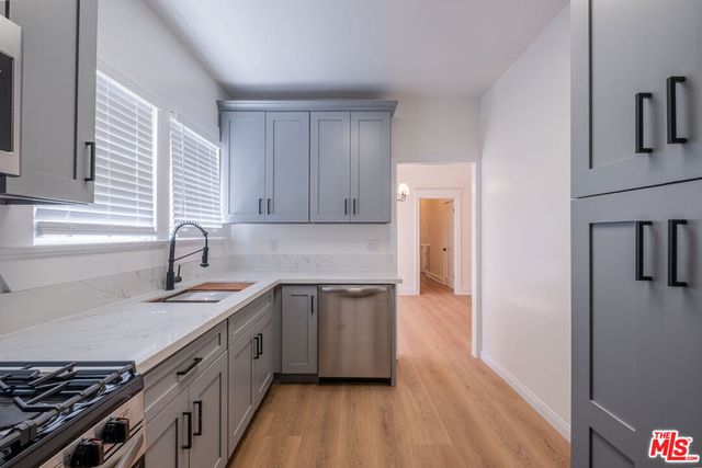 108 N Broadway, Redondo Beach, CA 90277