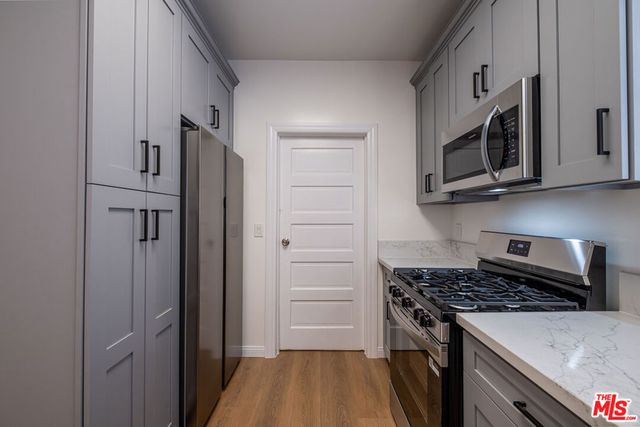 108 N Broadway, Redondo Beach, CA 90277