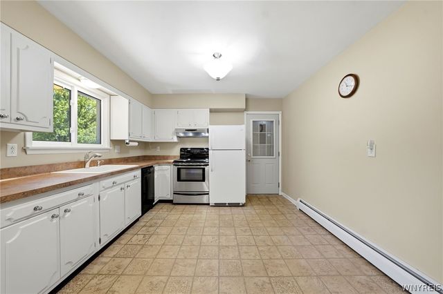 5495 Irish Road, Pendleton, NY 14120
