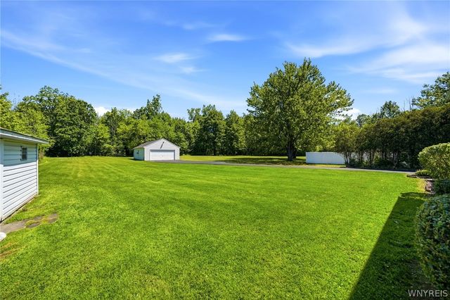 5495 Irish Road, Pendleton, NY 14120