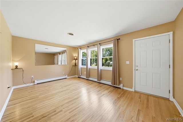 5495 Irish Road, Pendleton, NY 14120