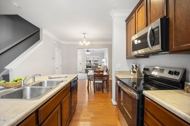 8823 Orchard Grove Way, Raleigh, NC 27612