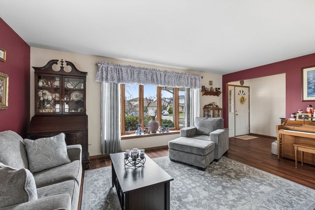 17900 Poplar Lane, Country Club Hills, IL 60478