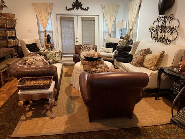 246 Debbie Lane, San Leon, TX 77539