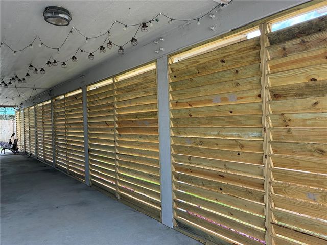 246 Debbie Lane, San Leon, TX 77539