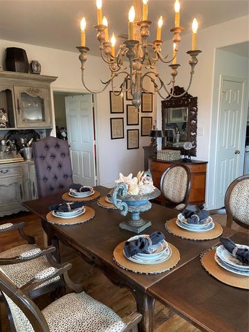 246 Debbie Lane, San Leon, TX 77539