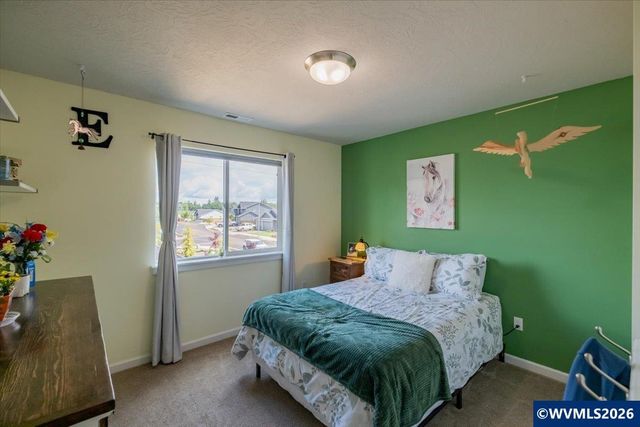 6222 NE Meander St, Albany, OR 97321