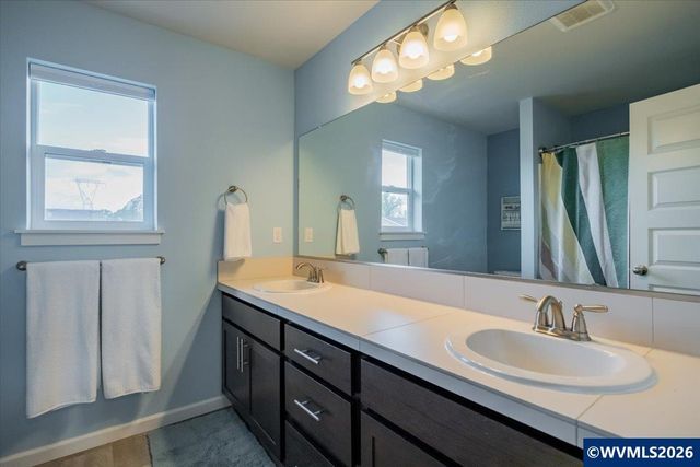 6222 NE Meander St, Albany, OR 97321