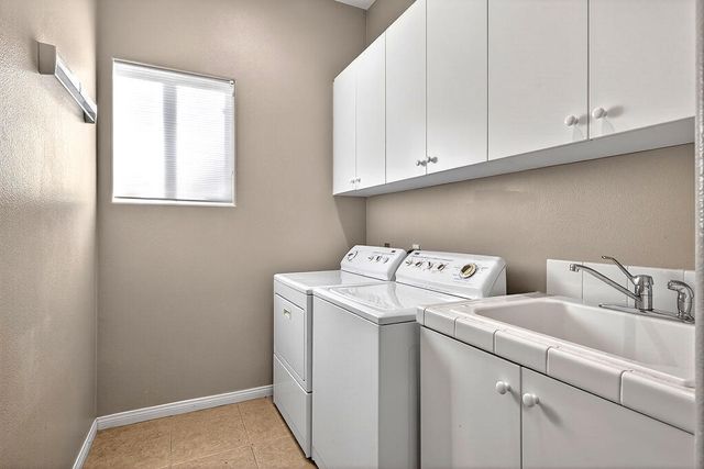 74 Rocio Court, Palm Desert, CA 92260