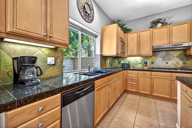 74 Rocio Court, Palm Desert, CA 92260