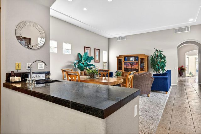 74 Rocio Court, Palm Desert, CA 92260