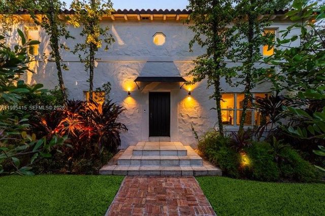 5812 Alton Road, Miami Beach, FL 33140