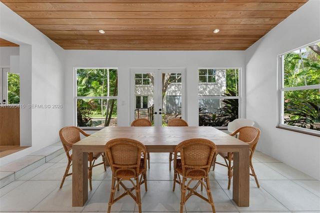 5812 Alton Road, Miami Beach, FL 33140