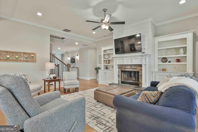 153 N Cove Drive, Newnan, GA 30263