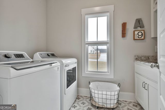 153 N Cove Drive, Newnan, GA 30263