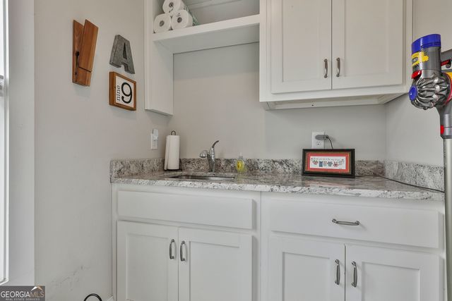 153 N Cove Drive, Newnan, GA 30263