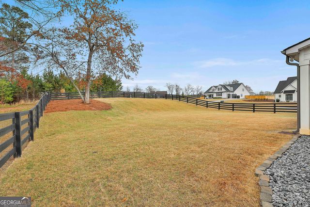 153 N Cove Drive, Newnan, GA 30263