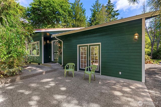 10615 135th Avenue NW, Gig Harbor, WA 98329