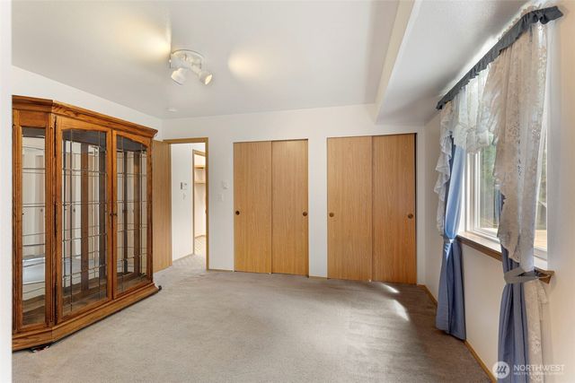 10615 135th Avenue NW, Gig Harbor, WA 98329