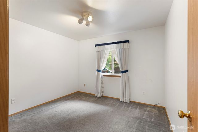10615 135th Avenue NW, Gig Harbor, WA 98329