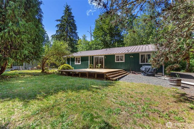 10615 135th Avenue NW, Gig Harbor, WA 98329