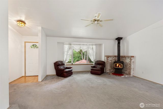 10615 135th Avenue NW, Gig Harbor, WA 98329