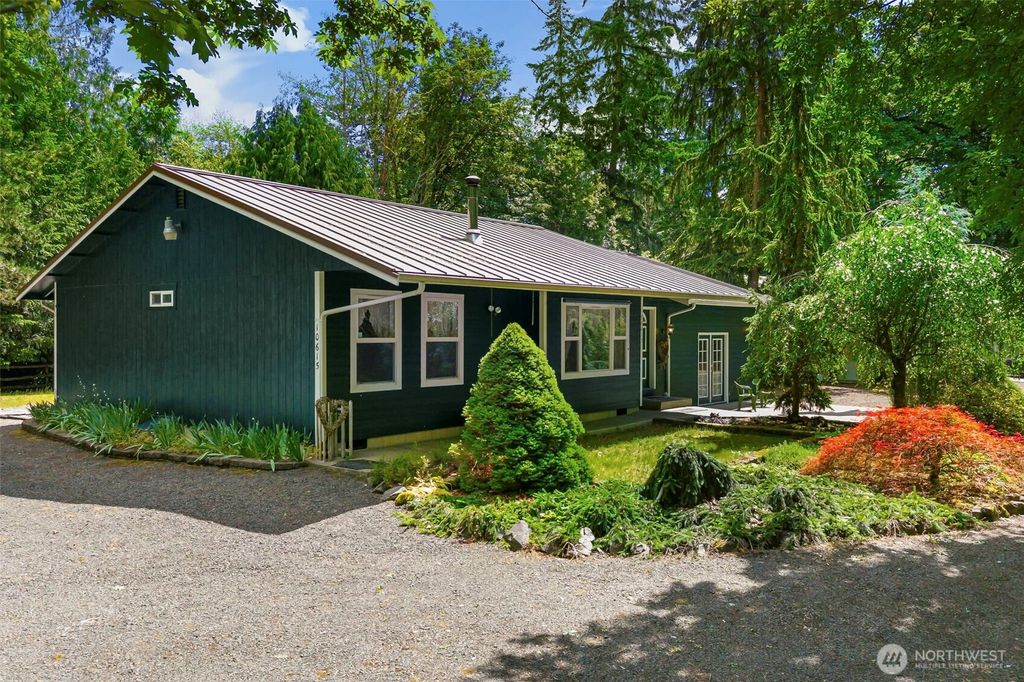 10615 135th Avenue NW, Gig Harbor, WA 98329