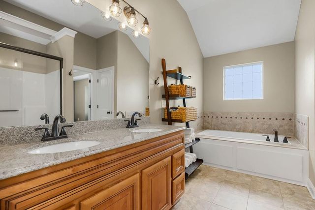 3211 N 123RD Terrace, Kansas City, KS 66109
