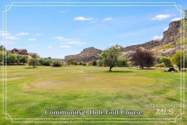 726 Falls View Dr, Twin Falls, ID 83301