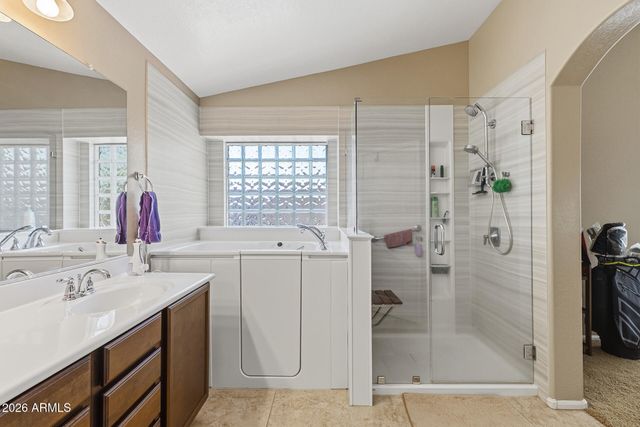 9887 W HARMONY Lane, Peoria, AZ 85382