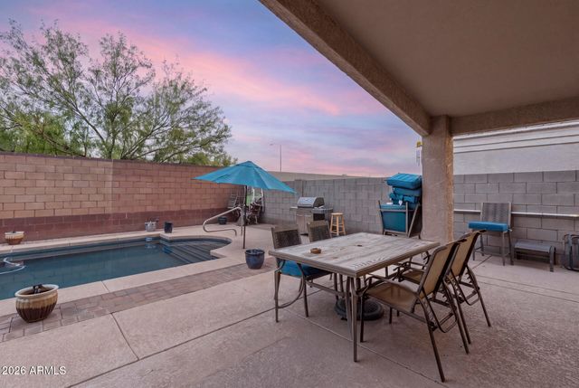 9887 W HARMONY Lane, Peoria, AZ 85382
