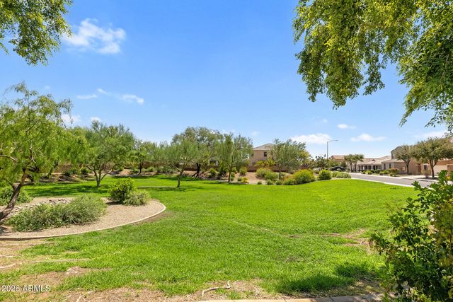 9887 W HARMONY Lane, Peoria, AZ 85382