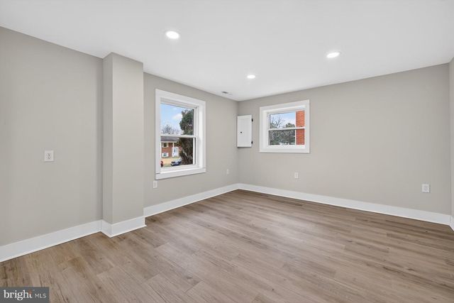 6118 HELLEN LEE DR, Clinton, MD 20735