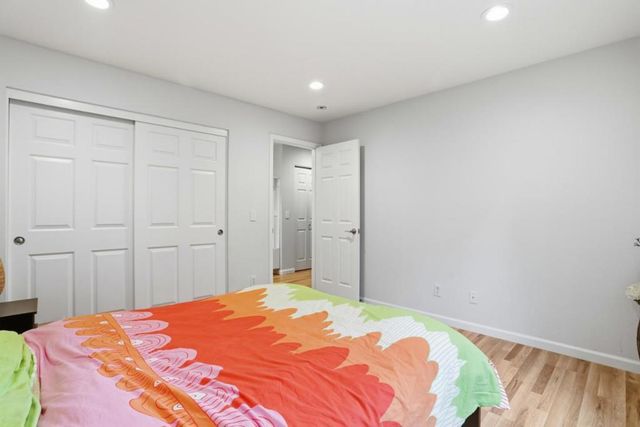 70 Towne Circle, Mountain View, CA 94040