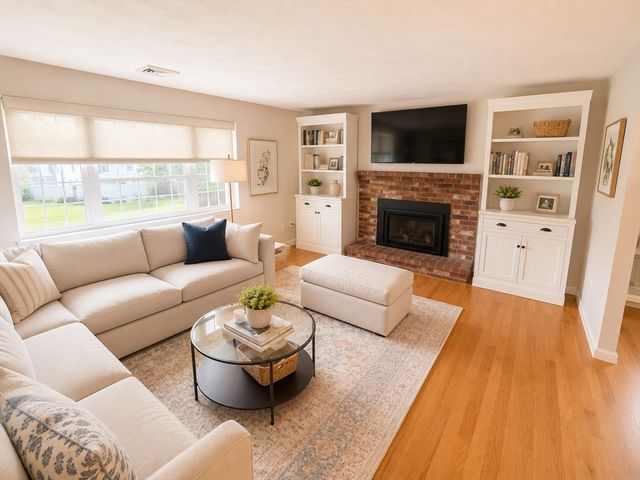4A Bryon Road 4A, Newton, MA 02467