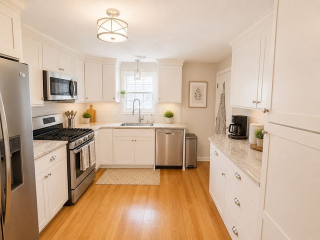 4A Bryon Road 4A, Newton, MA 02467