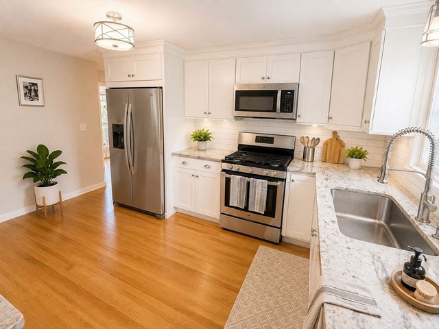 4A Bryon Road 4A, Newton, MA 02467